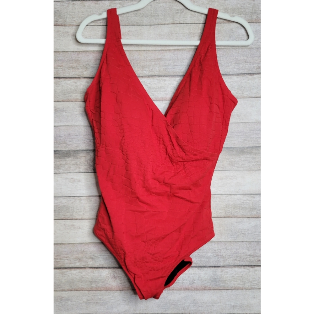 Gottex Red Sleeveless Padded Plus Size Padded Bodysuit Size 16